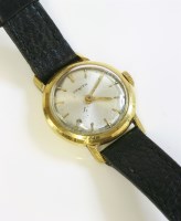 Lot 476 - A ladies' 18ct gold Zenith mechanical strap watch