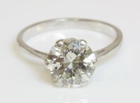 Lot 552 - A single stone diamond ring