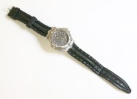 Lot 608 - A gentlemen's stainless steel Tag Heuer Professional
