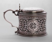 Lot 154 - A Victorian silver drum mustard
