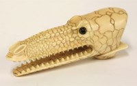 Lot 116 - An extraordinary ivory parasol handle