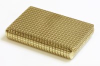 Lot 527 - A 9ct gold hinged pill box
