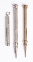 Lot 253 - A late Victorian gold propelling pencil