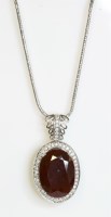 Lot 585 - A white gold