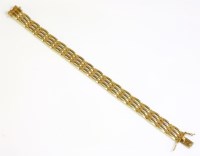 Lot 479 - An 18ct gold