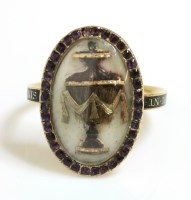 Lot 285 - A Georgian memorial ring