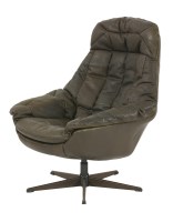 Lot 760 - A leather lounger