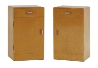 Lot 508 - A pair of bird's-eye maple bedside cabinets