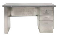 Lot 715 - An aluminium desk