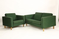 Lot 640 - A three-piece lounge suite