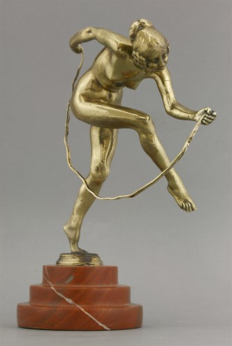 Lot 172 - An Art Deco figure