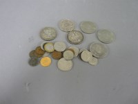 Lot 1042 - A gold 20 franc coin 1935