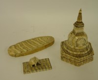 Lot 1191 - A mammoth tooth box and cover