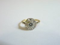 Lot 44 - A diamond cluster ring