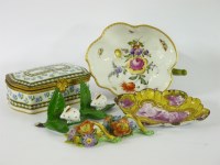 Lot 204 - A pair of Dresden menu holders