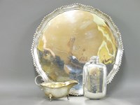 Lot 165 - An Edwardian silver spirit flask