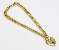 Lot 366 - An 18ct gold curb chain bracelet