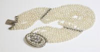 Lot 423 - An eight row cultured freshwater pearl