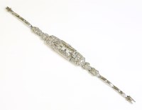 Lot 397 - A cased Art Deco