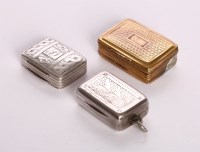 Lot 216 - A George III silver vinaigrette