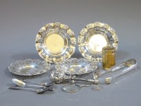 Lot 116 - A pair of 19th century American silver fiddle pattern sugar tongs