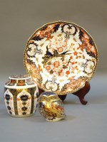 Lot 320 - A Royal Crown Derby Imari patterned ginger jar