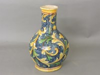 Lot 352 - An Italian majolica vase