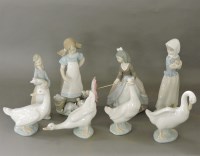 Lot 251 - Three Lladro figures