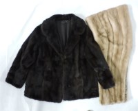 Lot 484 - A fur jacket and stole