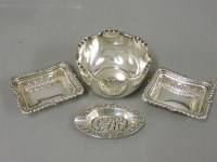 Lot 216 - A pair of silver rectangular dishes