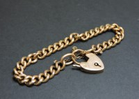 Lot 79 - A 9ct gold bracelet