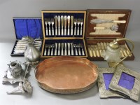 Lot 378 - Silver plated items