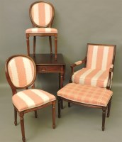 Lot 786 - A modern Pembroke table