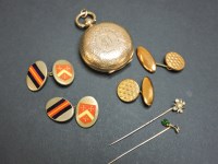Lot 16 - A rolled gold sovereign case
