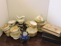 Lot 404 - A Paragon teaset