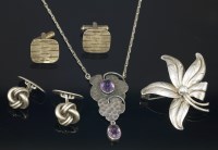 Lot 11 - A Jugendstil amethyst and paste necklace