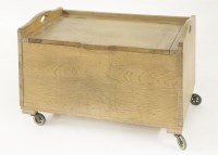 Lot 266 - An oak shoebox