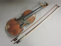 Lot 487 - A 19th century full size violin