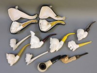 Lot 249 - A collection of Meersham pipes