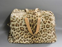 Lot 351 - A leopard skin bag