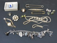 Lot 71 - A ladies 9ct gold Omega watch