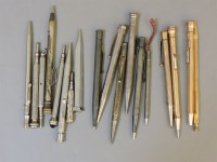 Lot 1171 - A collection of rolled gold