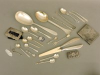Lot 1158 - A quantity of silver