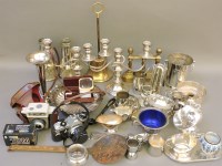 Lot 1369 - A silver mounted pepper