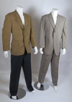 Lot 224 - A gentlemen's Corneliani wool and cashmere checked sports jacket