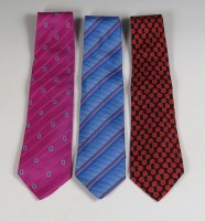 Lot 289 - A Chanel Paris silk tie