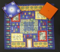 Lot 94 - An Hermès silk scarf 'Paradizo'
