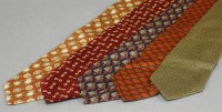 Lot 302 - Five Gucci silk ties