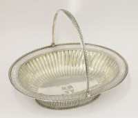 Lot 128 - A George III silver basket