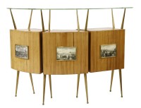 Lot 395 - An Italian walnut bar